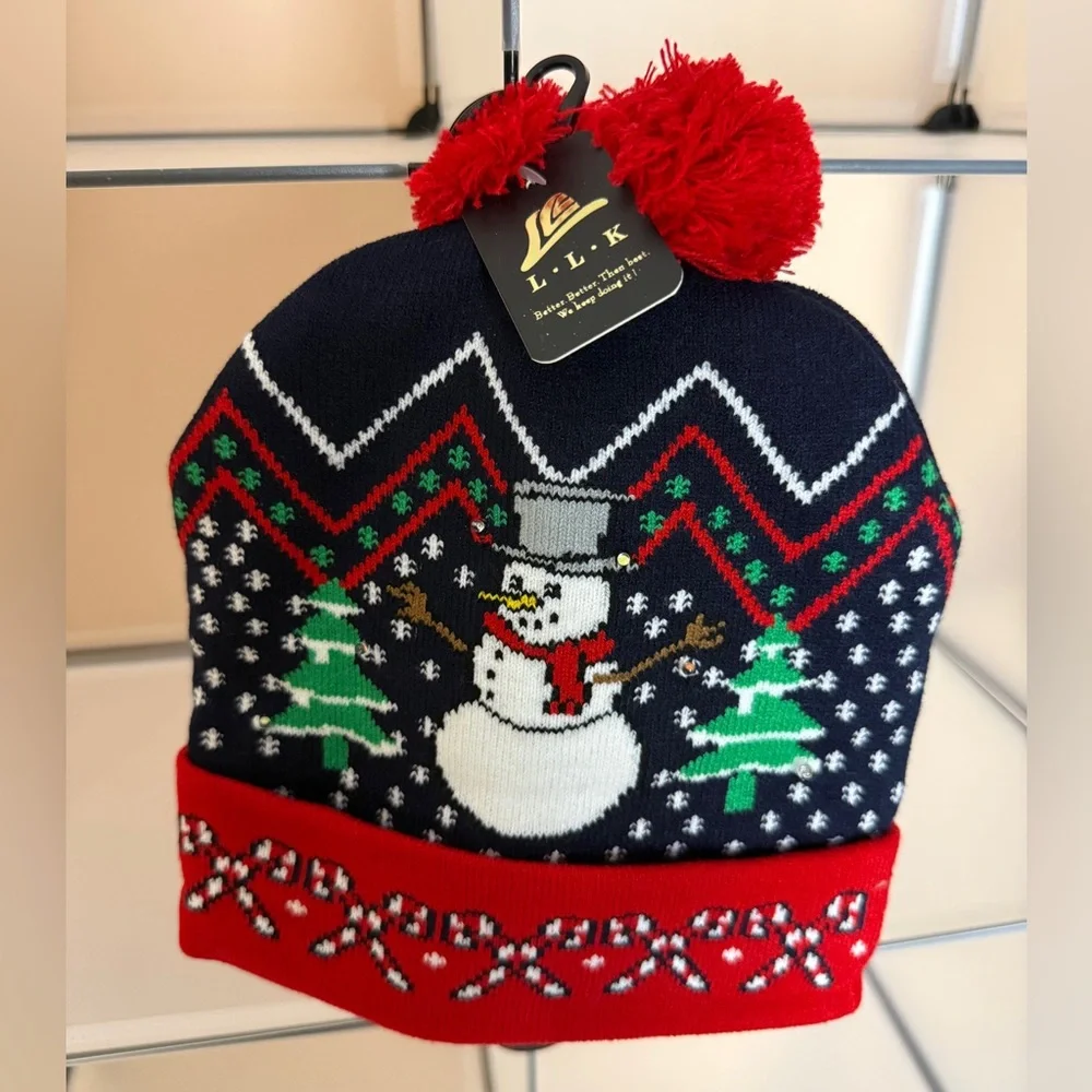 Christmas Festive Adults & Kids Light Up Pom-Pom Beanie One Size NWT